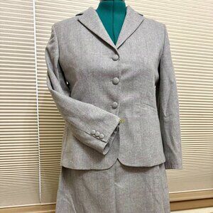 Cordings Womens Wool Tweed Skirt Suit from London